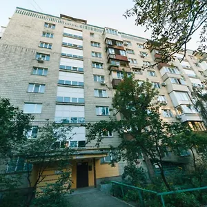 1 комнатная на русановке Киев