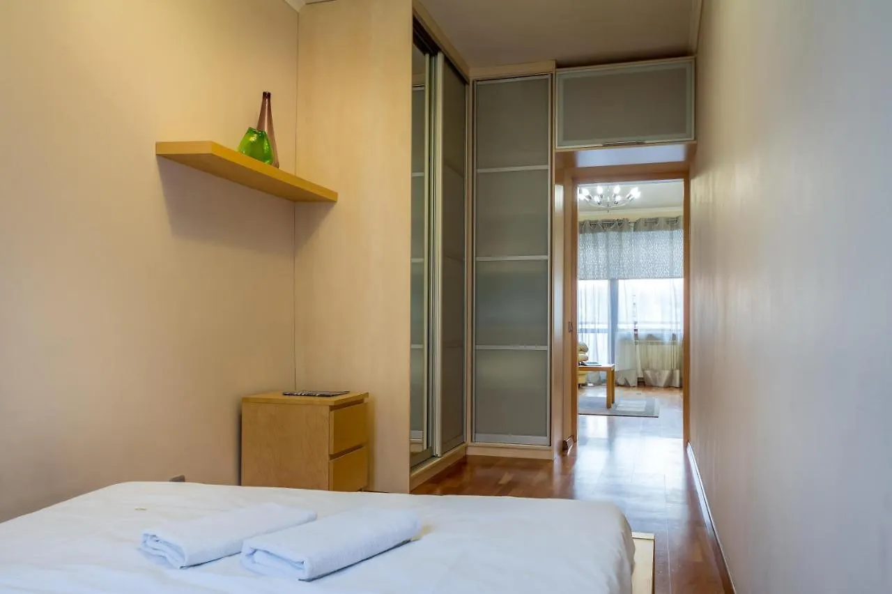 Apartment On Triokhsviatytelska Kiev Ukraina